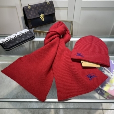 Burberry Caps Scarfs